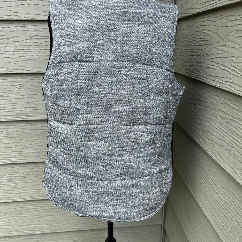 Skies are Blue, Women’s vest, size S, nylon & knit, white plush collar